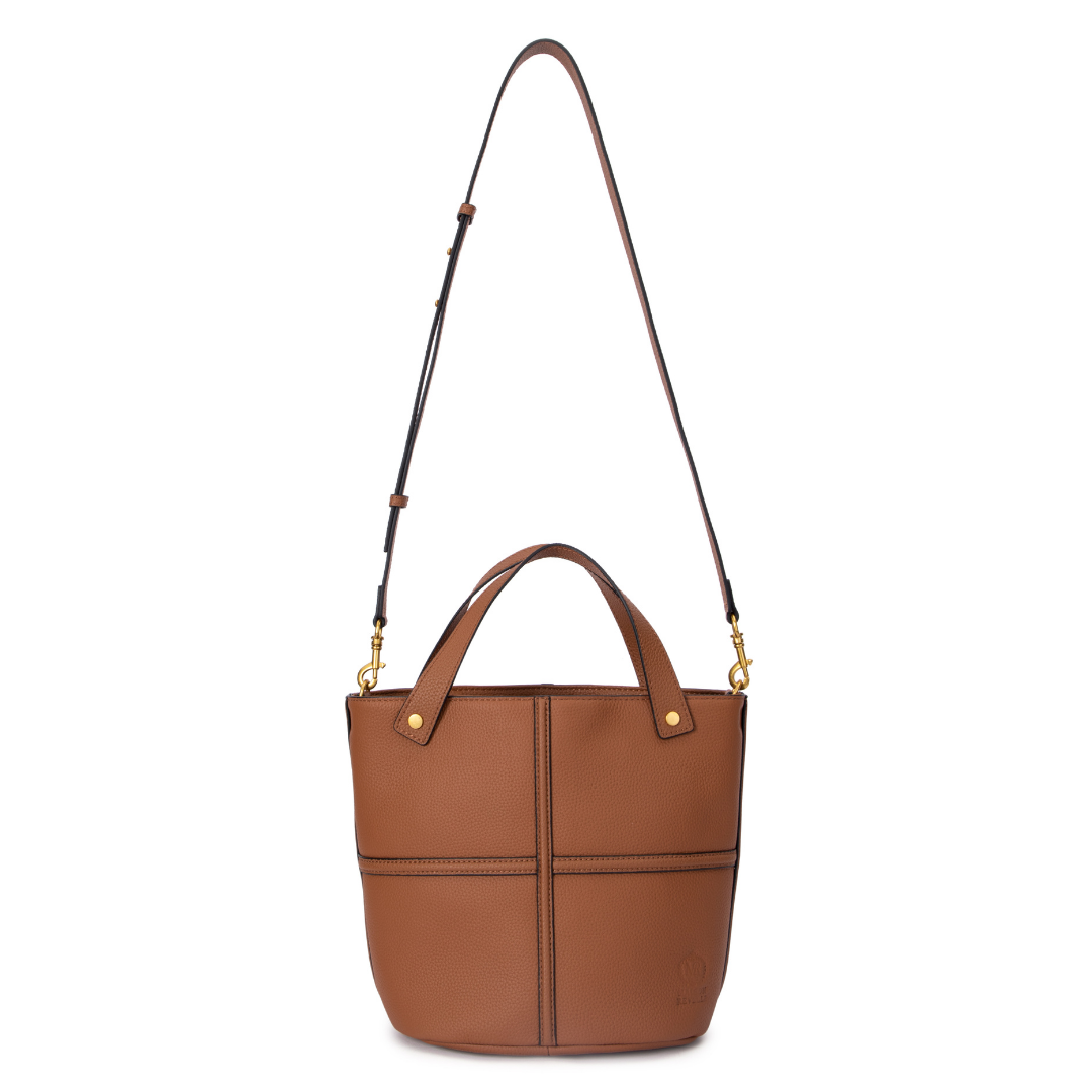 Belle Armoire – Caramel