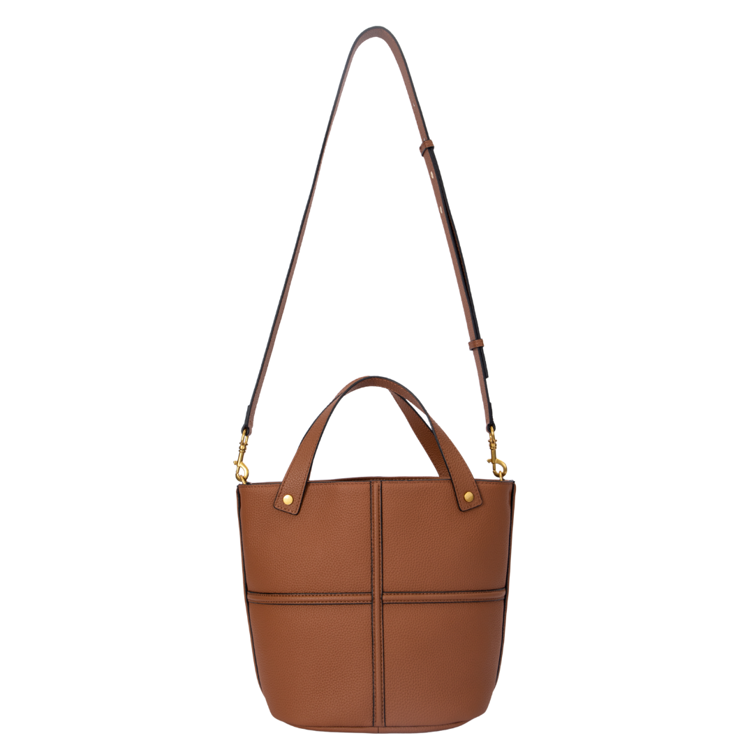 Belle Armoire – Caramel