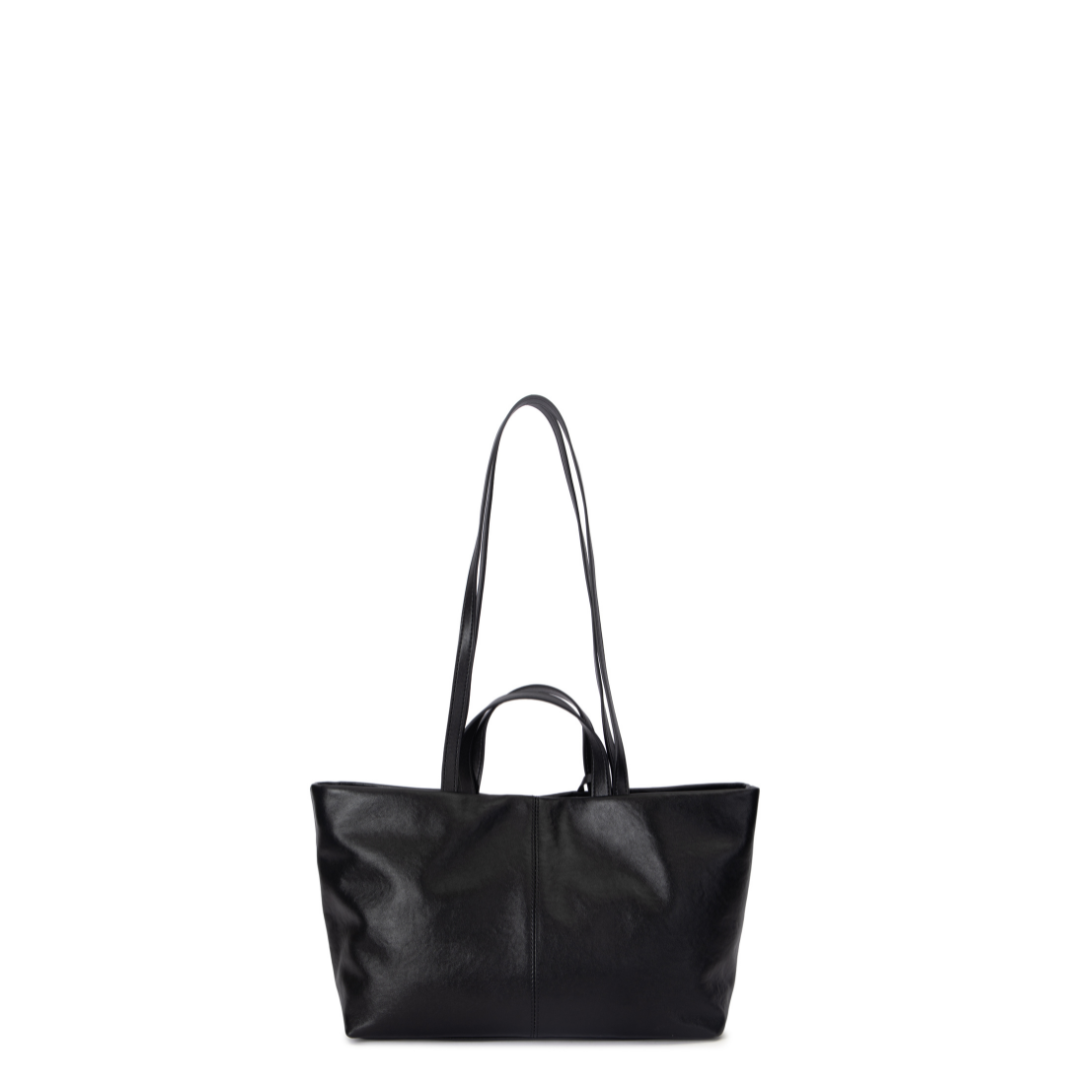 Le Marais – Black
