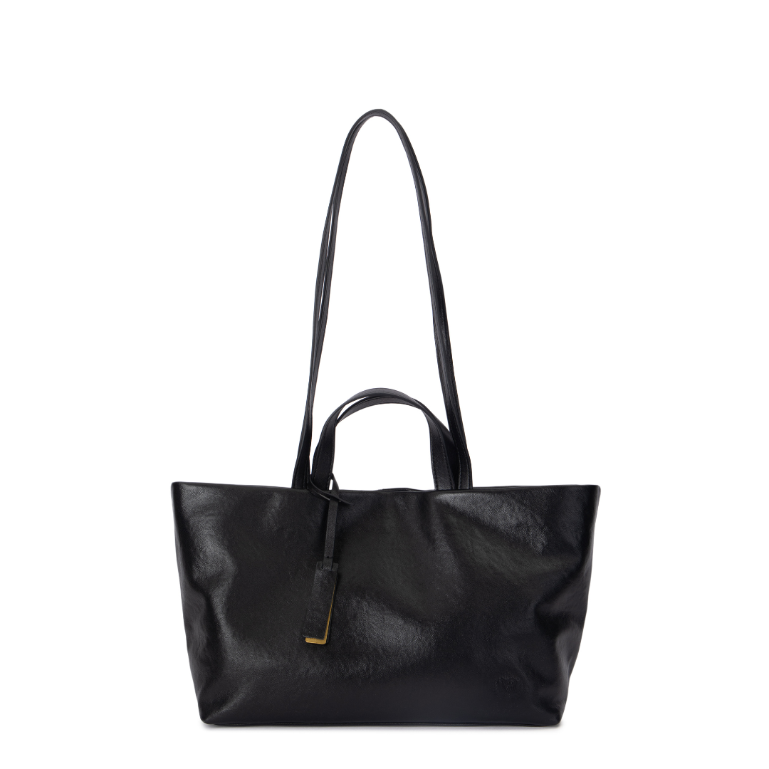Le Marais – Black