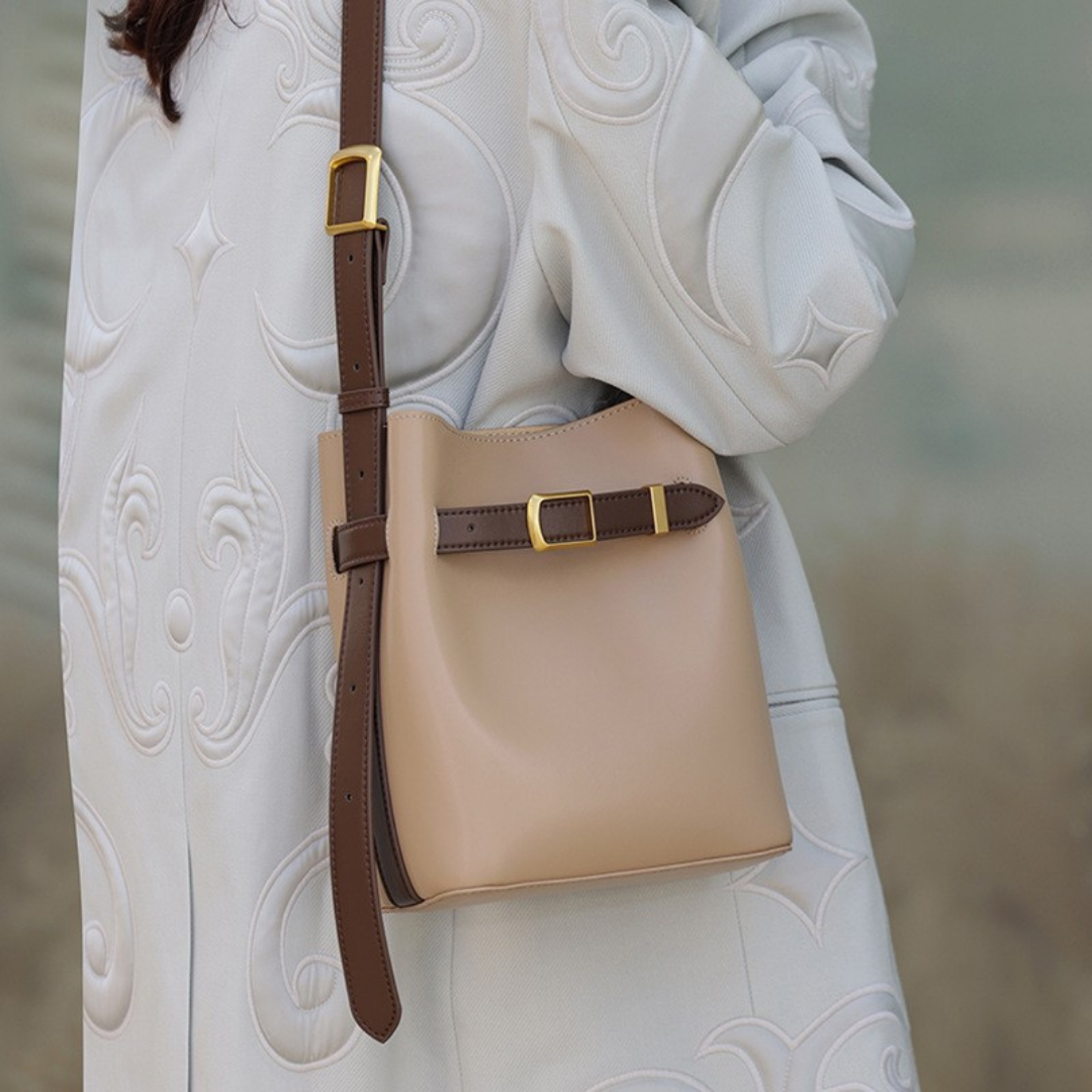 Le Sillage Doré – Dark Beige