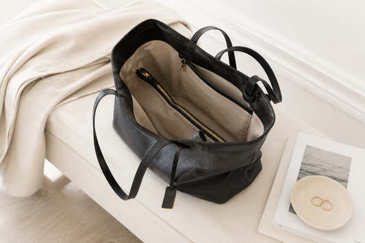 Top 5 Must-Have Features in a Functional Handbag
